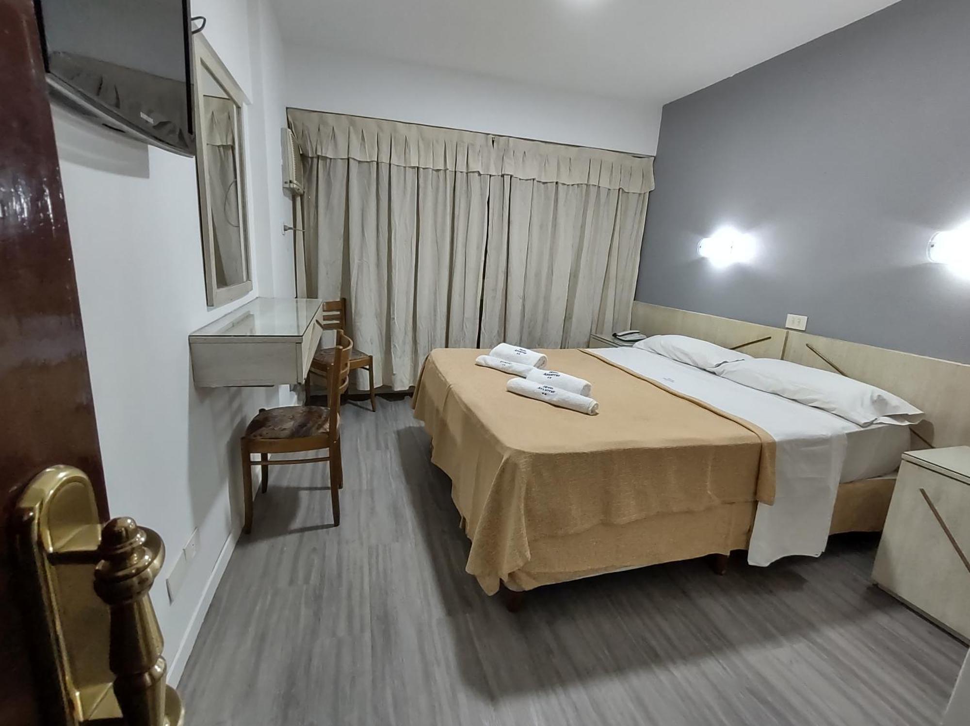 Adm Ayamitre Hotel Buenos Aires Luaran gambar