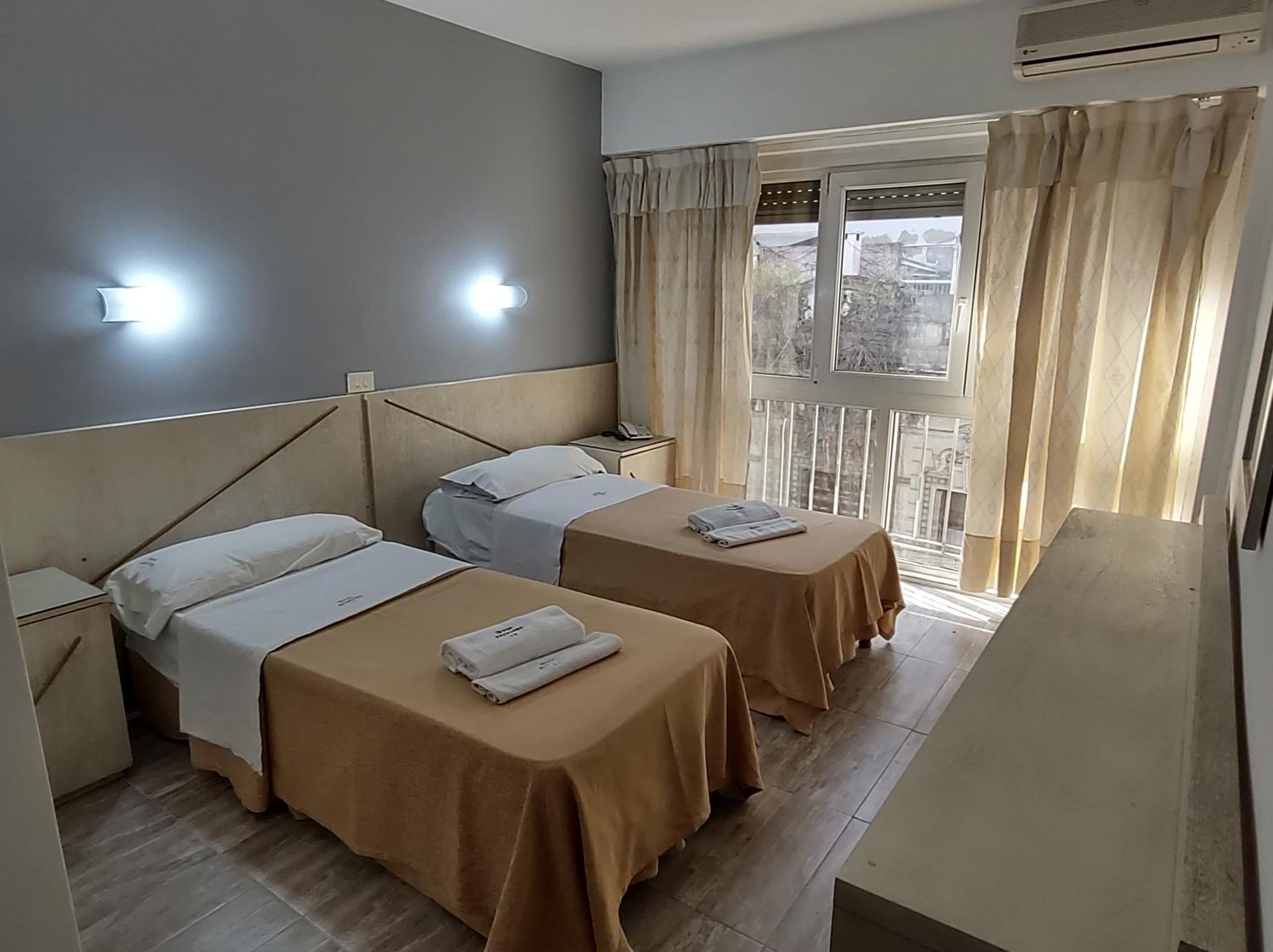 Adm Ayamitre Hotel Buenos Aires Luaran gambar